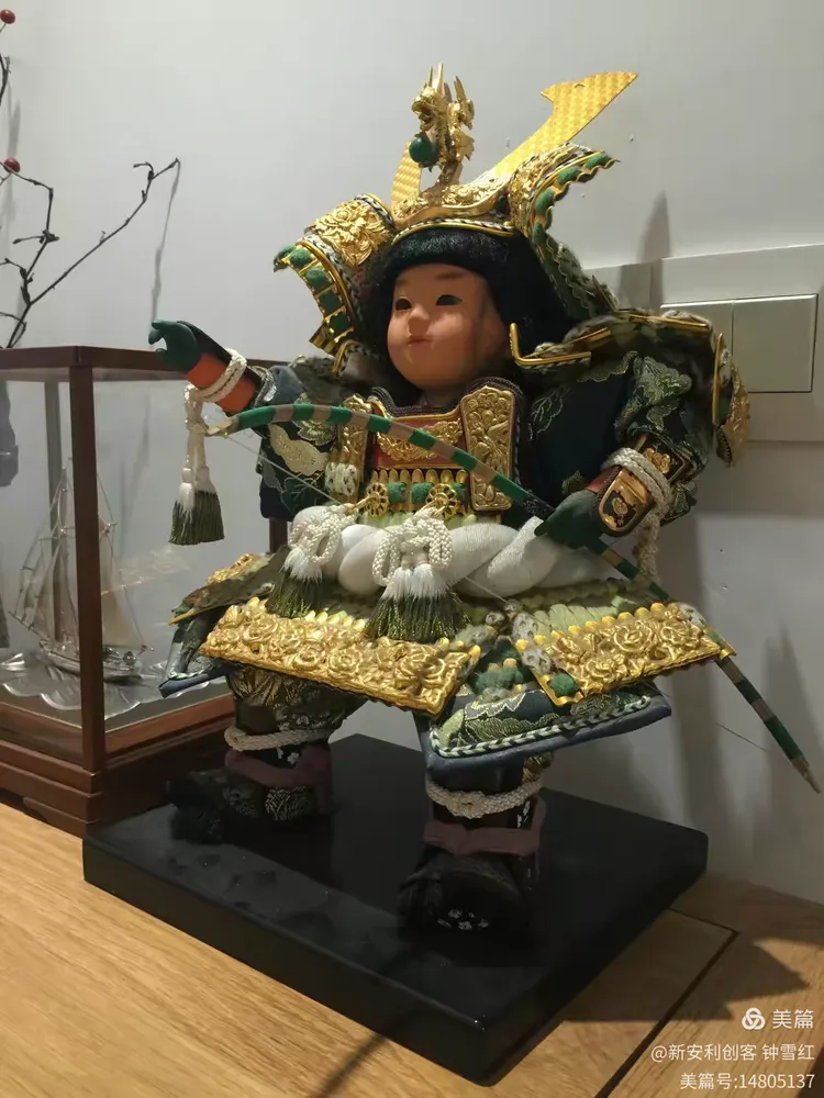 尤其门口还有有小武士的守护